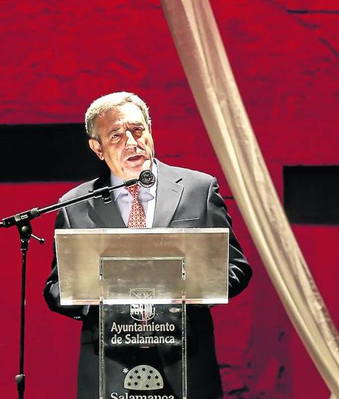 «Acabar con la fiesta sería acabar también con la vida del propio toro»