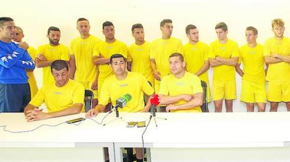 La plantilla del Deportivo Palencia cree en el proyecto de Serrano y Rodríguez