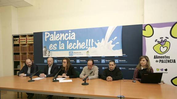 La Diputación de Palencia entrega ayudas por 35.000 euros a empresas que promocionan la leche