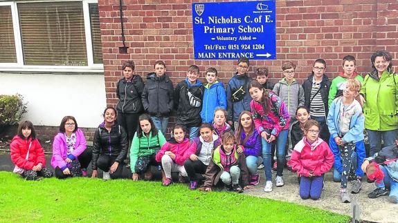 Alumnos de las cañadas, visitan Liverpool