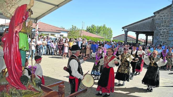 La bendición de San Miguel Arcángel llega toda la provincia