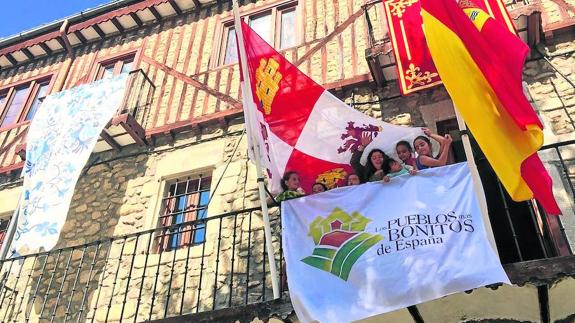Los Pueblos Más Bonitos de España de la provincia celebran su día