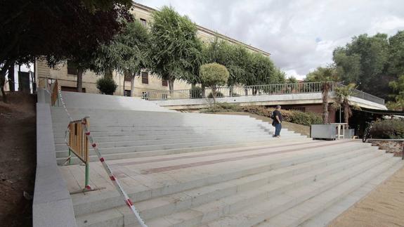 La nueva rampa de las Huertas del Obispo de Palencia tiene que acabarse el 31 de diciembre