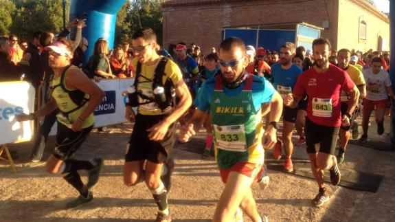 Más de 200 corredores participan en el Ultra Race Canal de Castilla de Palencia