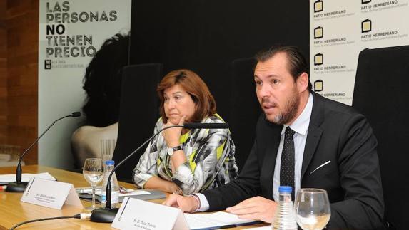 Una jornada pone sobre la mesa en Valladolid el mundo de la trata de blancas