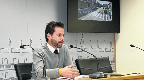 Proponen badenes, radares y una isleta verde para terminar con las carreras ilegales en Juan de Austria