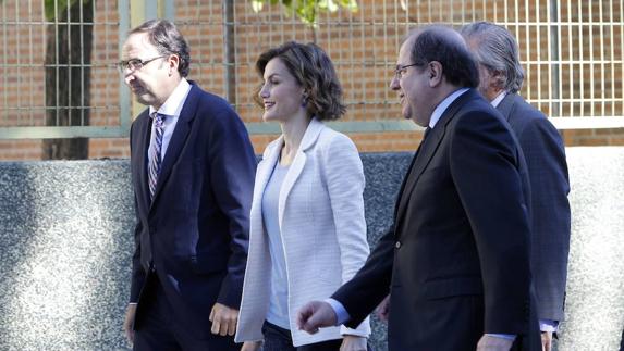 El Ministerio de Educación condecora a la Agrupación Musical de Guardo