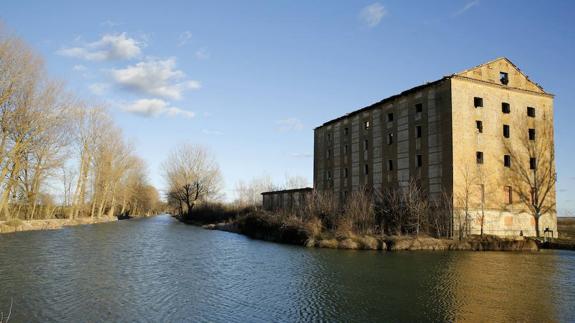 El Gobierno licita por 909.000 euros el mantenimiento del Canal de Castilla