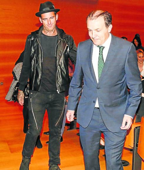 «Este país no necesita aprender cosas, sí refrescarlas»