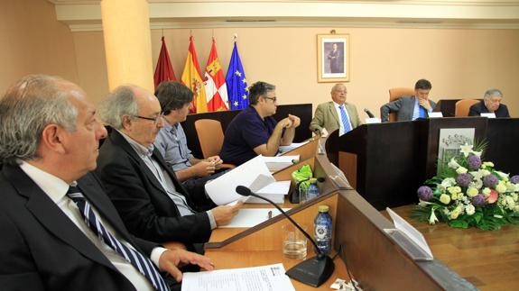 La entrega del Premio Jaime Gil de Biedma a Jacobo Llano y Francisco Onieva será este jueves