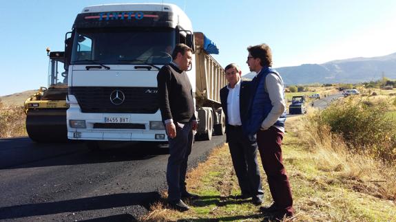 La transitada vía de Palazuelos al cruce de Torrecaballeros quedará reabierta el jueves