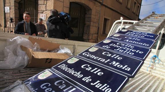 Seis municipios se exponen a una demanda por incumplir la ley de memoria histórica