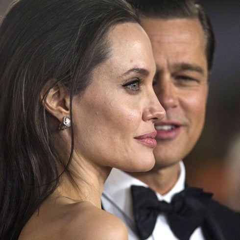 Angelina Jolie sigue en pie de guerra con Brad Pitt