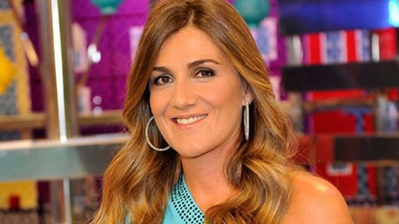 Carlota Corredera lo da todo en la fiesta de cumpleaños de Belén Esteban