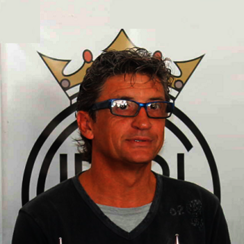 El CD Guijuelo destituye a Mateo García y anuncia la llegada de Jordi Fabregat