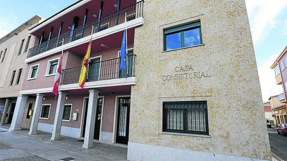 Conmoción en Carbajosa a la espera de respuestas por la muerte del niño