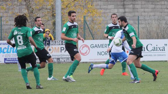 Los errores en defensa y las lesiones condenan al Villamuriel en Ávila