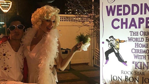 Eva González y Cayetano Rivera viajan a Las Vegas para renovar sus votos matrimoniales