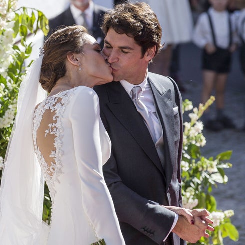 Cayetano Rivera califica de «genial» su primer año de matrimonio con Eva González