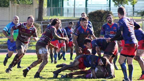 Un poco más lejos de los puestos de promoción