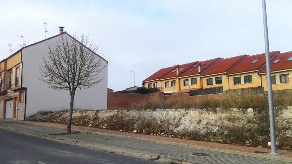 Salen a subasta en Cuéllar otras dos fincas de la herencia de Filomena Sánchez