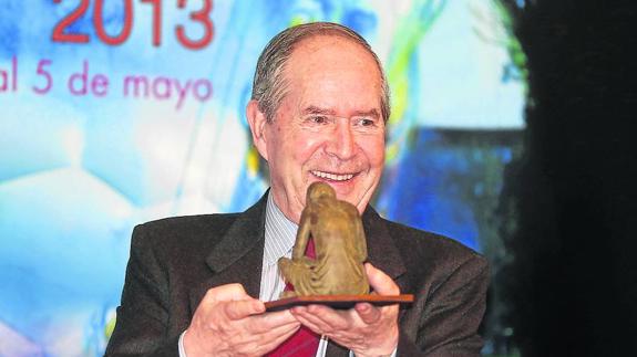 Manuel Carrión, un poeta en la memoria