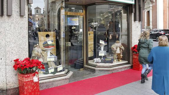 Los comercios abren el domingo en Palencia