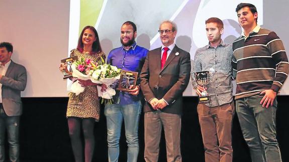 Javier Bernal, Gema Martín y el equipo de rugby, los mejores del deporte universitario