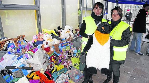 Entrega cofrade en Navidad