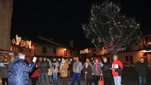 Los villancicos resuenan en San Lorenzo