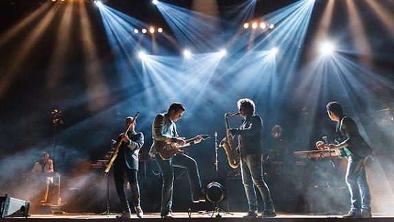 El Auditorio recuerda a los Dire Straits