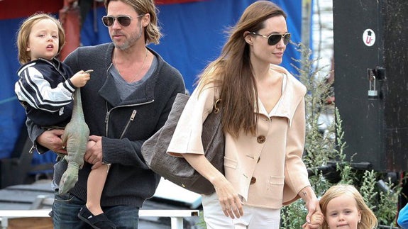 Angelina Jolie disfruta de unos días en la nieve con sus hijos