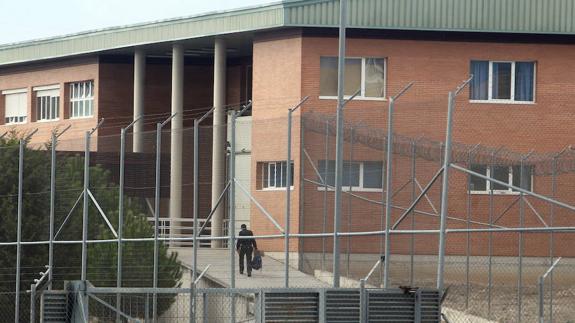 Siguen los impagos al personal de mantenimiento de la cárcel de Segovia