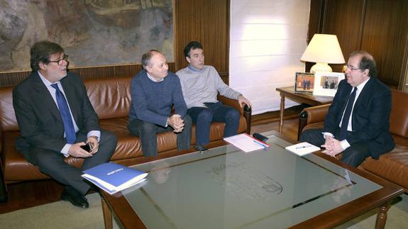 Herrera se lleva a la conferencia de presidentes el respaldo del Diálogo Social