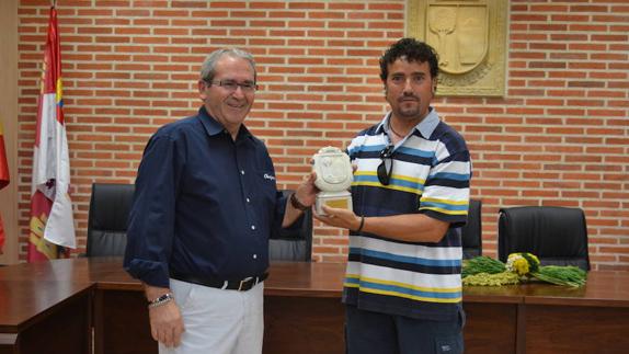Una moción de censura hará alcalde de Macotera a Francisco Blázquez el día 25