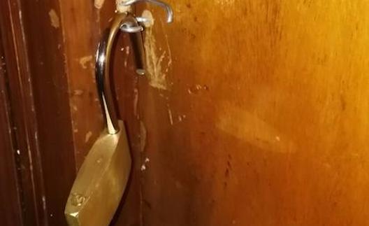 El PP de Venta de Baños denuncia que su local municipal ha sido forzado