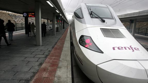 El billete conjunto de Iberia y Renfe llega a Segovia