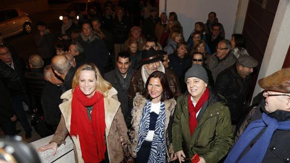 Los defensores de Pedro Sánchez exhiben su fuerza en Palencia