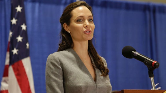 Angelina Jolie, la nueva imagen de Guerlain Parfumeur