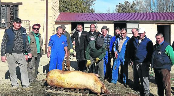 Los casliegos celebran la fiesta de la matanza