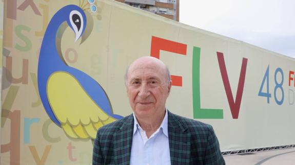 La UEMC galardona a 'Peridis'