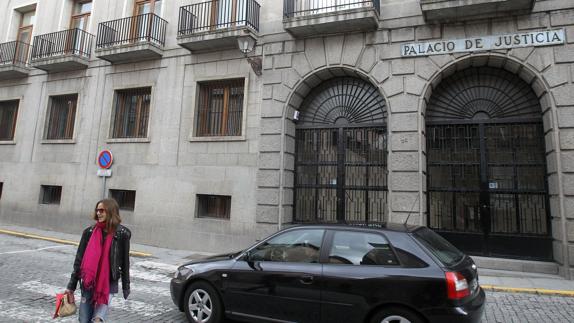 Piden 4 años de cárcel y 400.000 euros de multa para un empresarios por estafa a la Seguridad Social