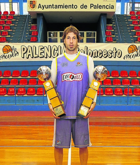 Urko Otegui: «Jugar por un título es lo más bonito»