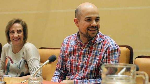IU rechaza los presupuestos y deja solo al gobierno socialista