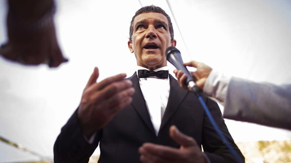 Antonio Banderas, hospitalizado por un fuerte dolor en el pecho