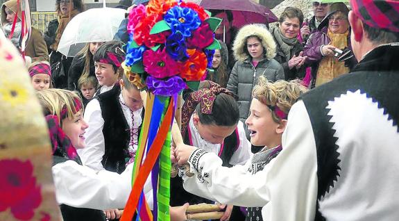 Paloteo por las Candelas