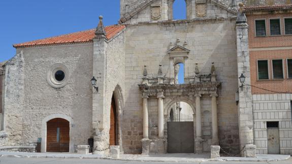 Gente Festeamus y Karaama recogen ropa y alimentos para los refugiados