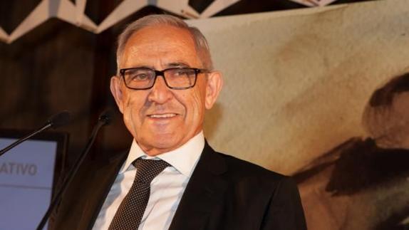 Coca despide al empresario Alfonso Palomares, fundador de Cocamatic