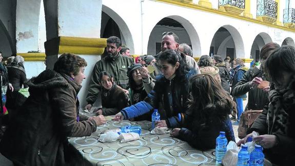 Manos Unidas reparte 1.300 bocatas solidarios para contribuir con Ghana