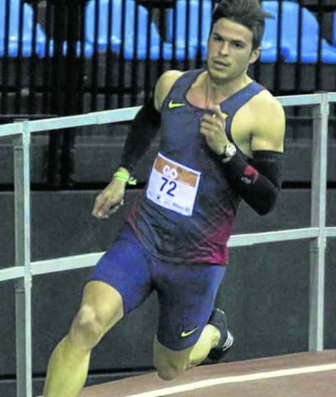 Óscar Husillos baja de los 47 segundos en Valencia